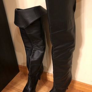 Over knees boots. Italian leather